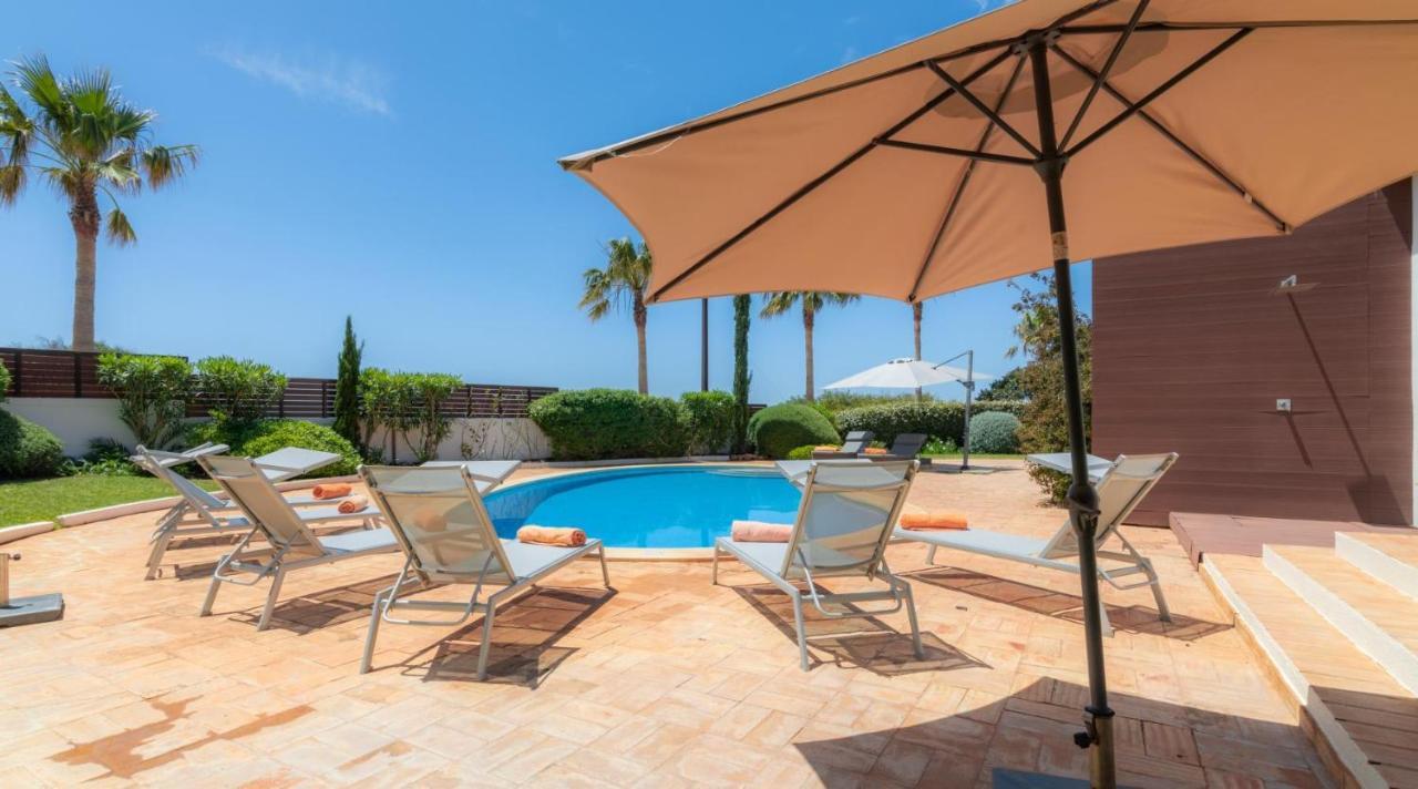 Villa Prado - Beautiful Beachfront Villa Albufeira Zewnętrze zdjęcie