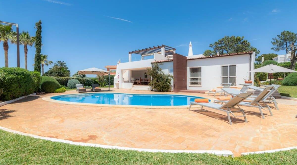 Villa Prado - Beautiful Beachfront Villa Albufeira Zewnętrze zdjęcie